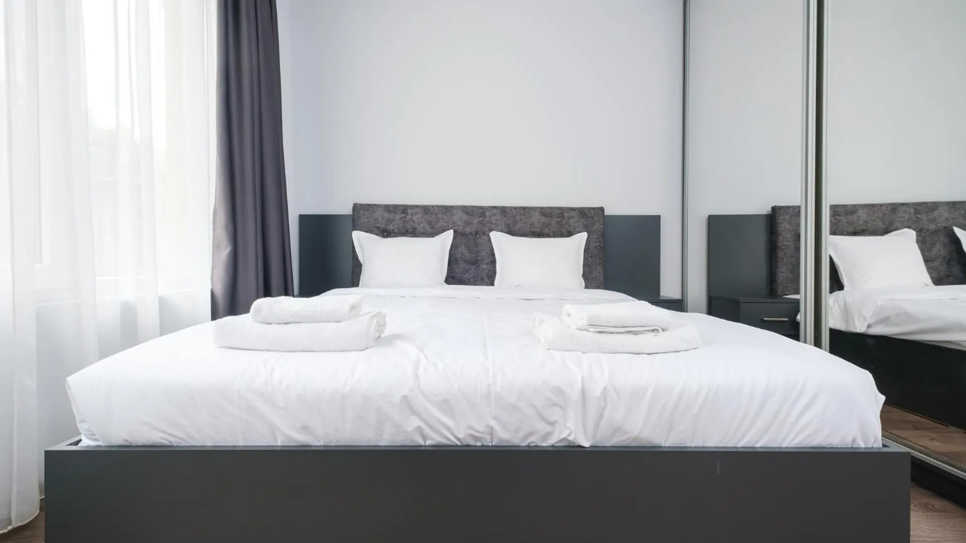 Quiet & Comfy 1Br In The Heart Of Plovdiv With Private Balconyアパートメント 0*,  ブルガリア